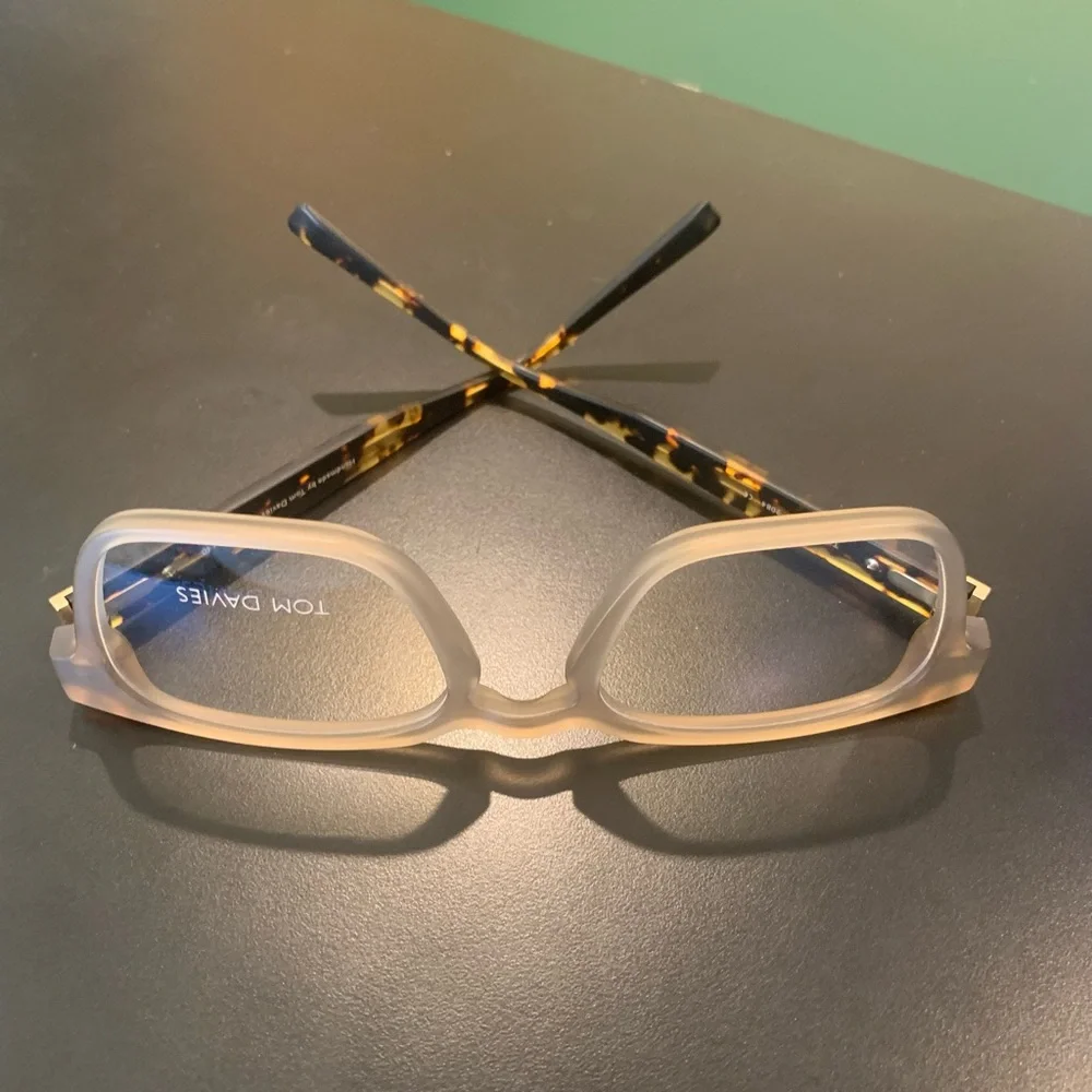 TOM DAVIES TD713 Col 2084  Matte Crystal / Tortoise. 52mm Rectangular Eyeglasses